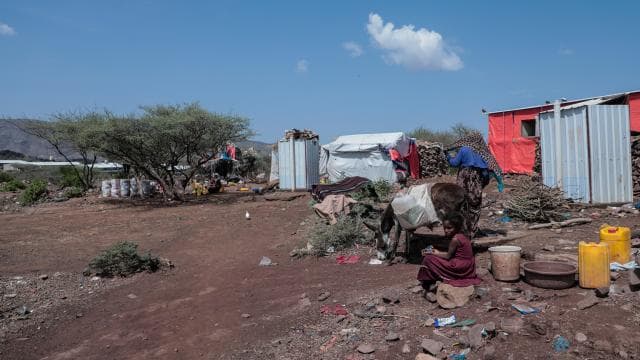Yemen'de çatışmalar nedeniyle 122 bin kişi yerinden edildi