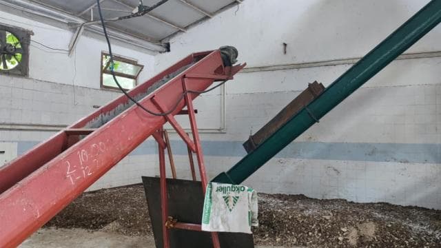 Onaysız etkemik unu imha edildi: 3 ton ele geçirildi