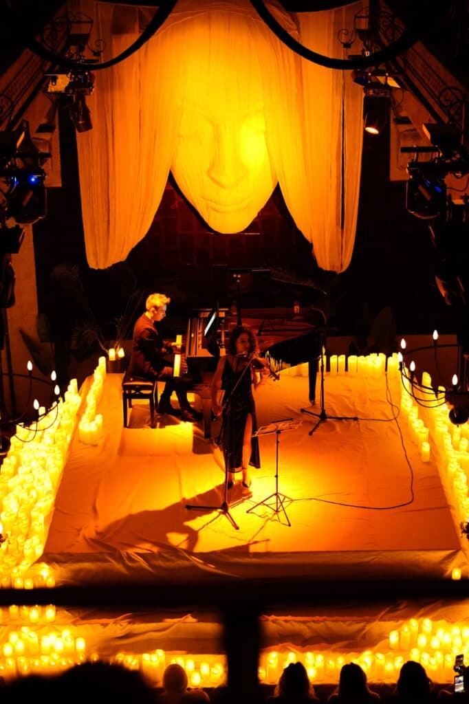 Candela Concert Büyüleyici Atmosferini Türkiye Turnesine Taşıyor