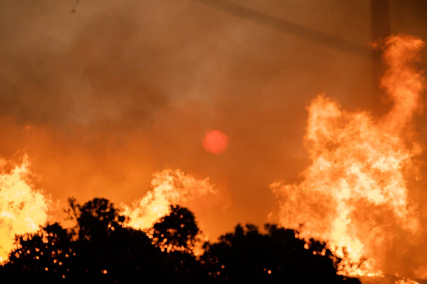 Scientists confirm 2025 was third-hottest year on record