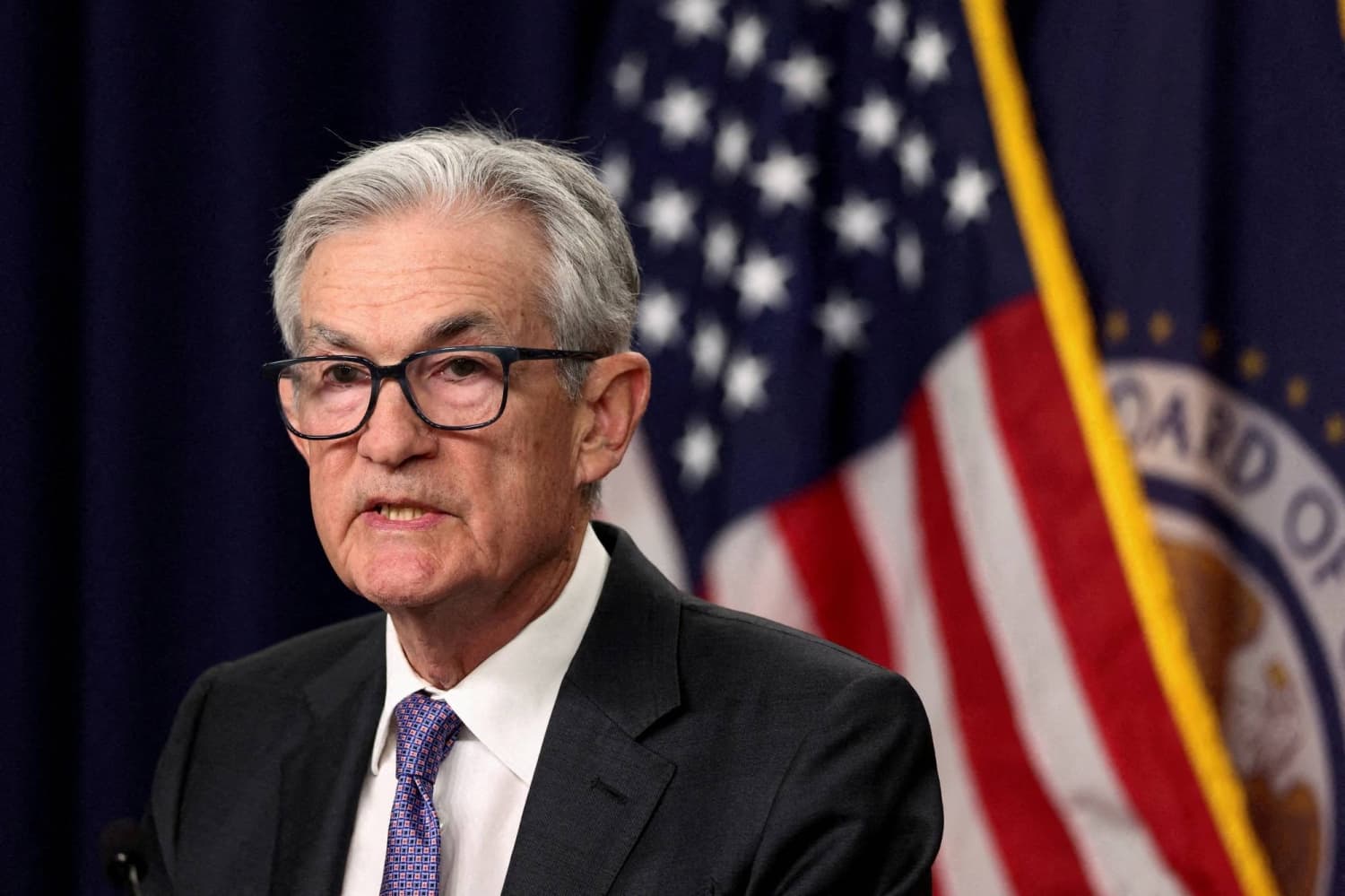 BOJ puts self defense ahead of solidarity with Fed's Powell