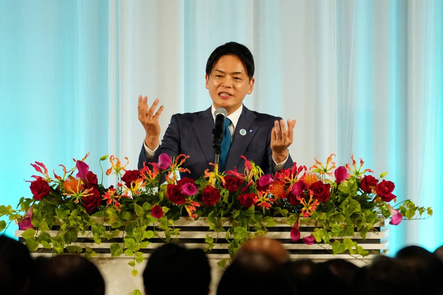 Senior official accuses Yokohama mayor of power harassment