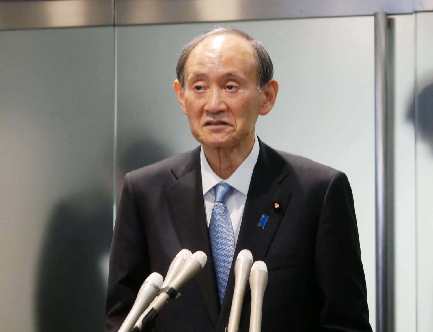 Former PM Suga announces retirement as lawmaker