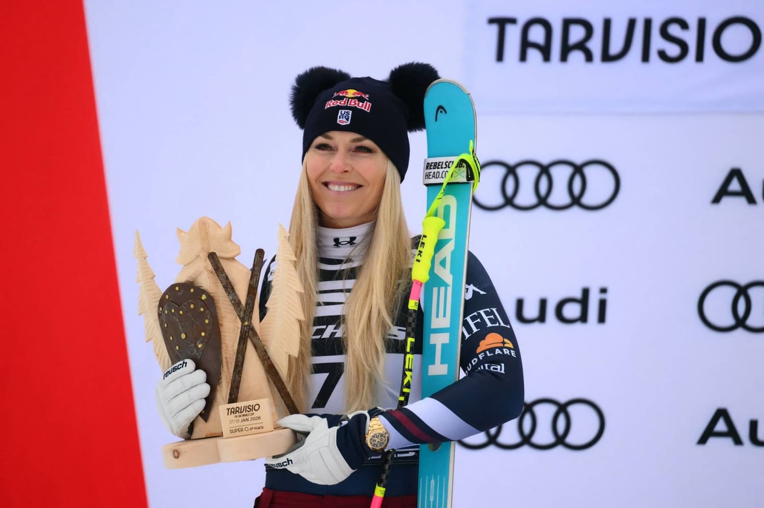 Lindsey Vonn warms up for upcoming Olympics with another podium finish