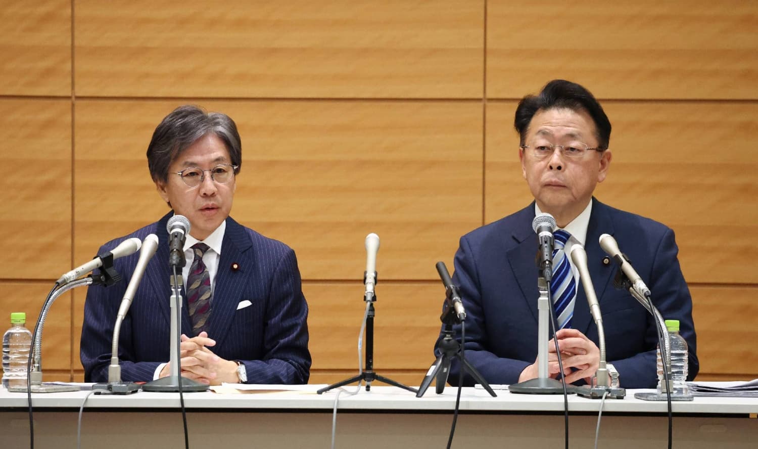 CRA unveils platform adopting Komeito line on security and nuclear energy