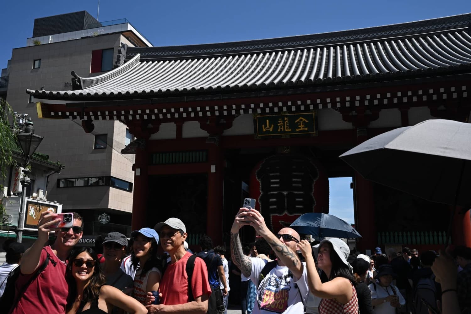 Japan saw record-high 40 million tourists visit in 2025