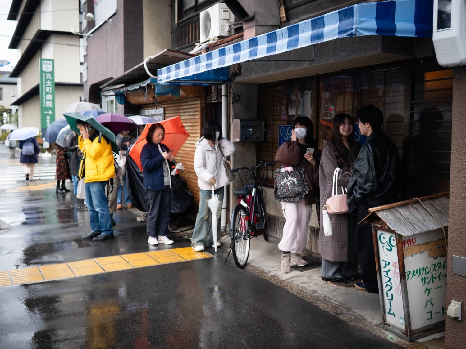 Kyoto bids farewell to a storied poets’ cafe