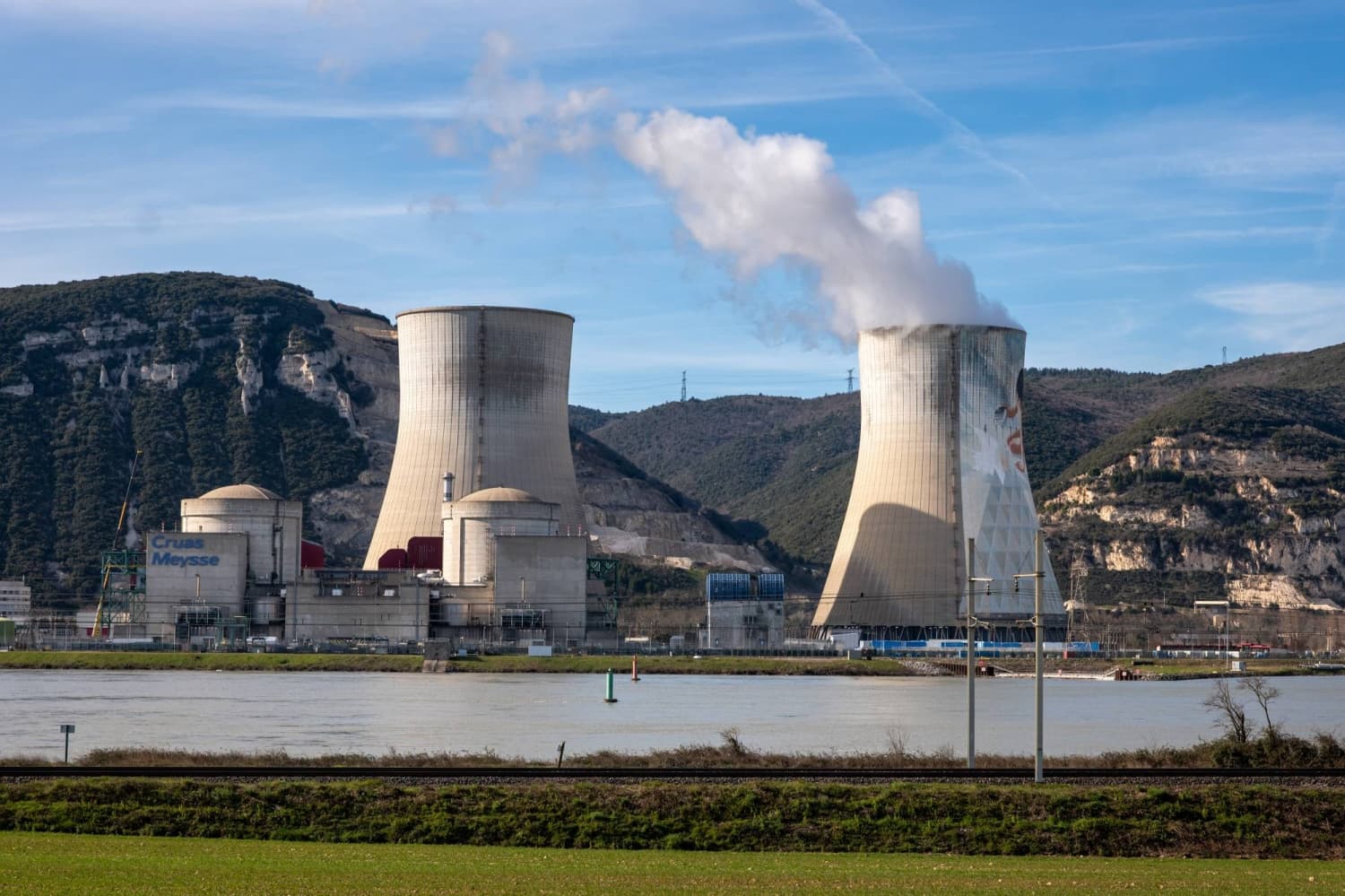 A global nuclear power renaissance isn’t living up to the hype