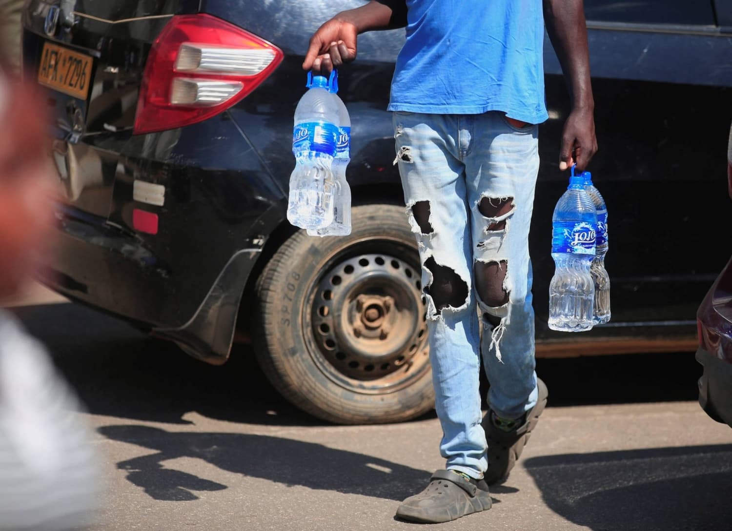Extreme heat hurts work, health and sleep in Africa slums, report says