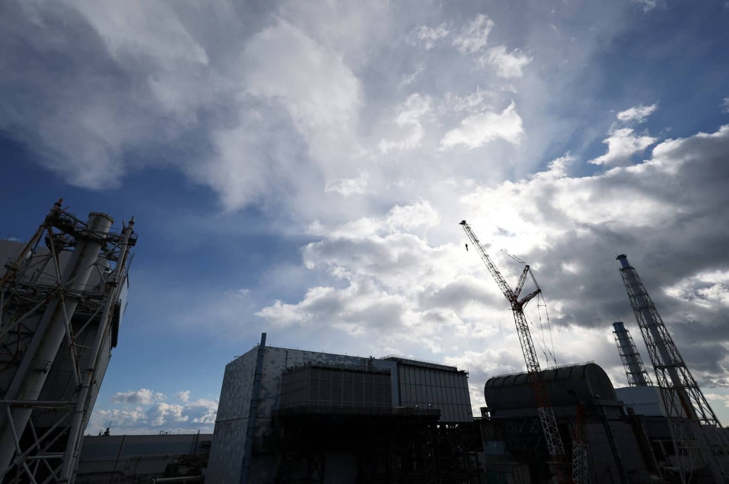 Fukushima nuclear power plant discharging final round of treated water for FY2025