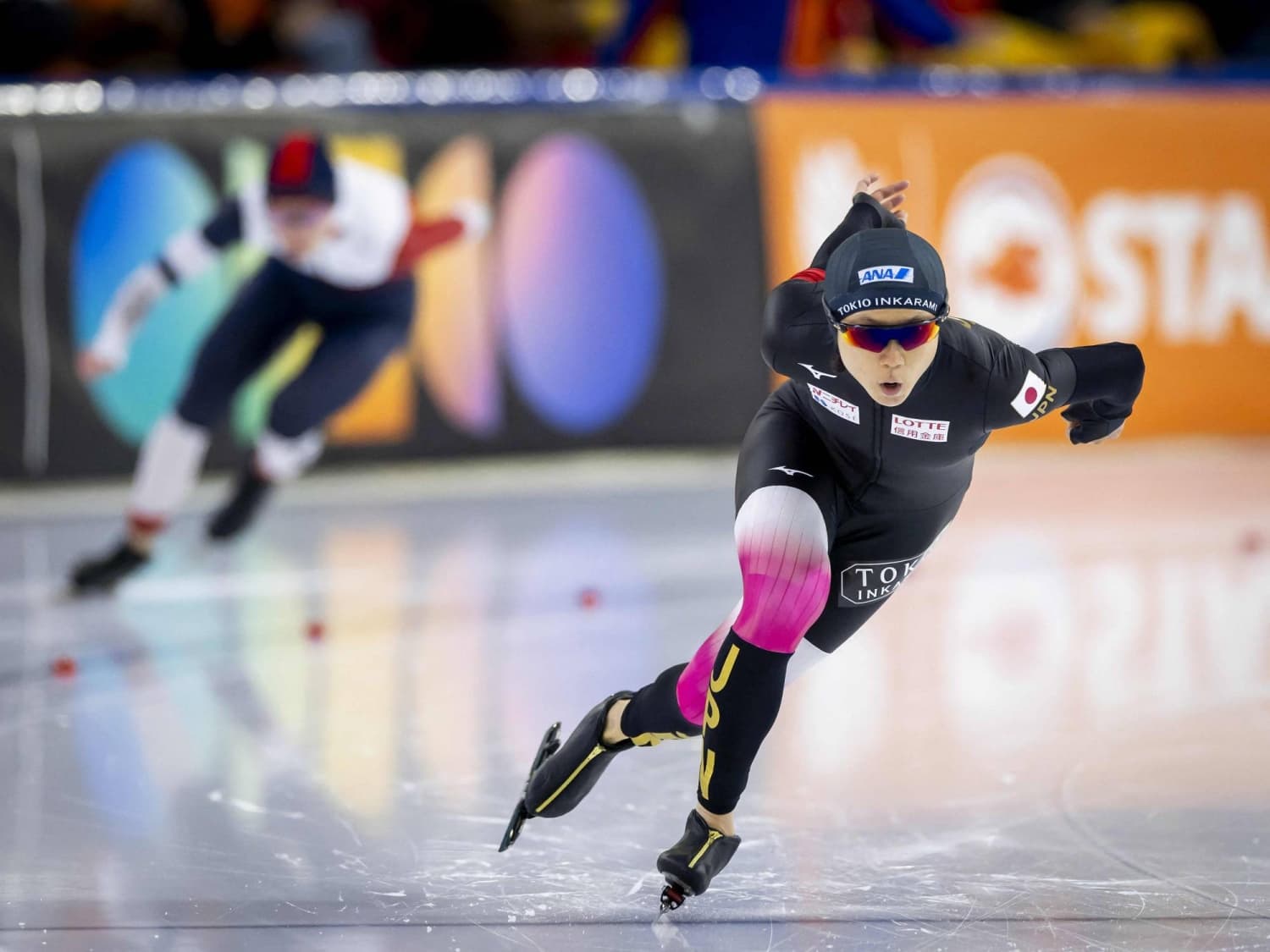 Takagi shares women's all-around lead at speedskating worlds as Stolz paces men