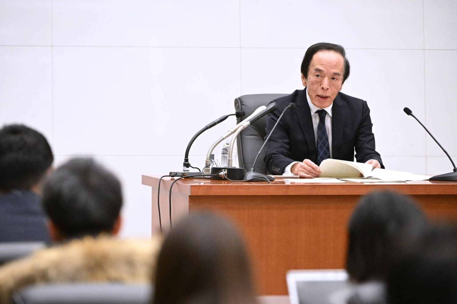 BOJ stands pat amid growing Middle East uncertainty