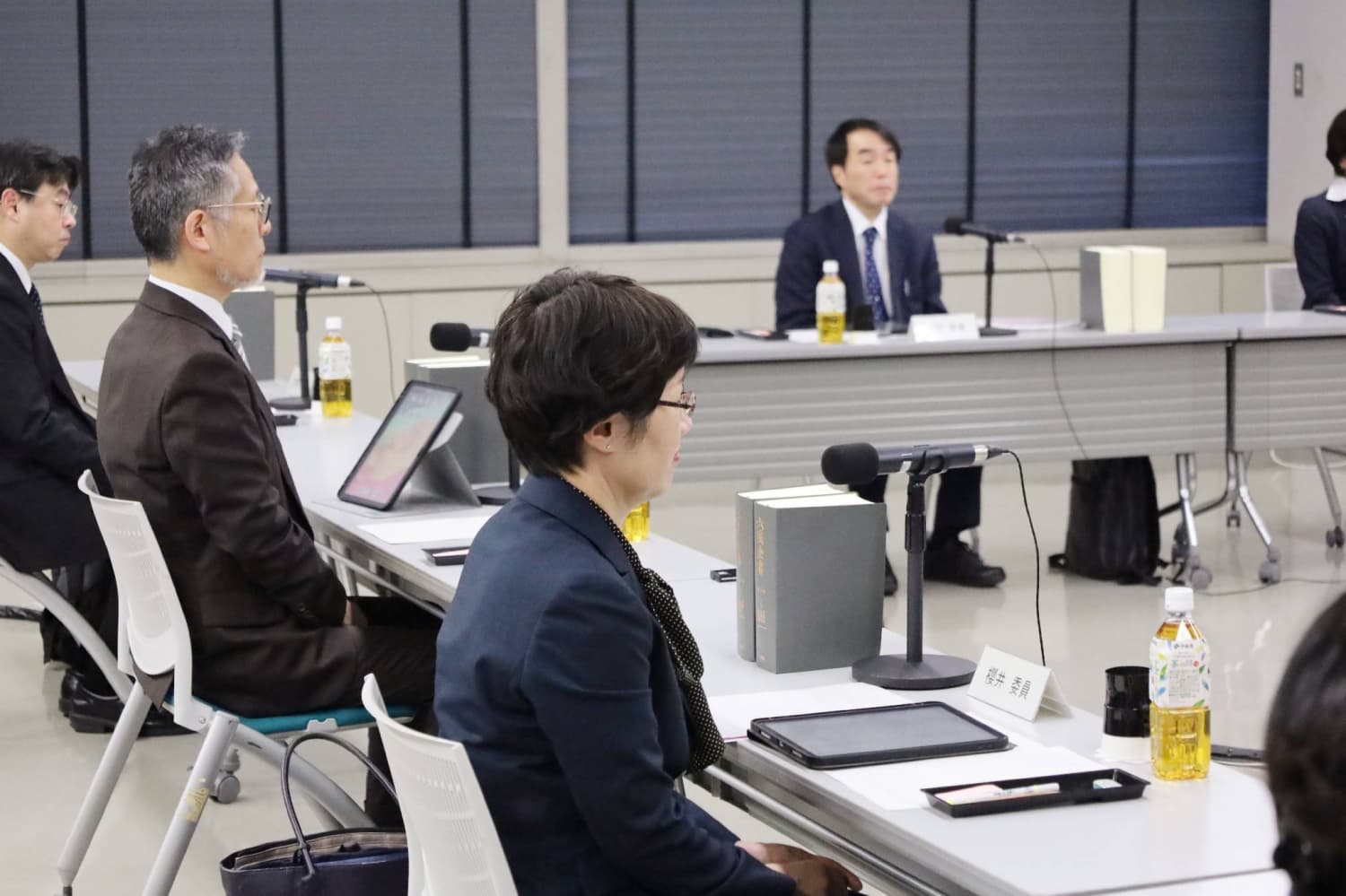 Government starts discussions on punishing sex buyers