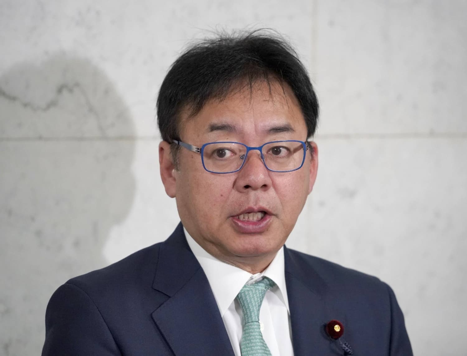 Japan's health minister calls for measles vaccinations