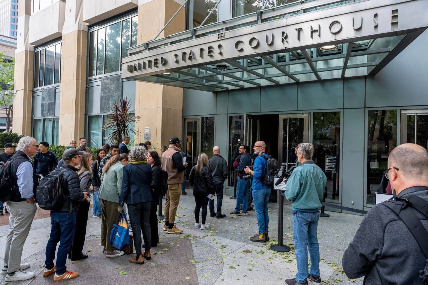 Elon Musk trial against Sam Altman to reveal OpenAI power struggle, jury is seated