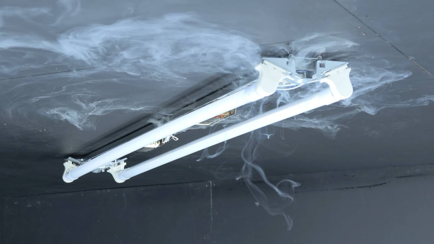 Replace fixtures too when switching to LED lighting, safety watchdog urges