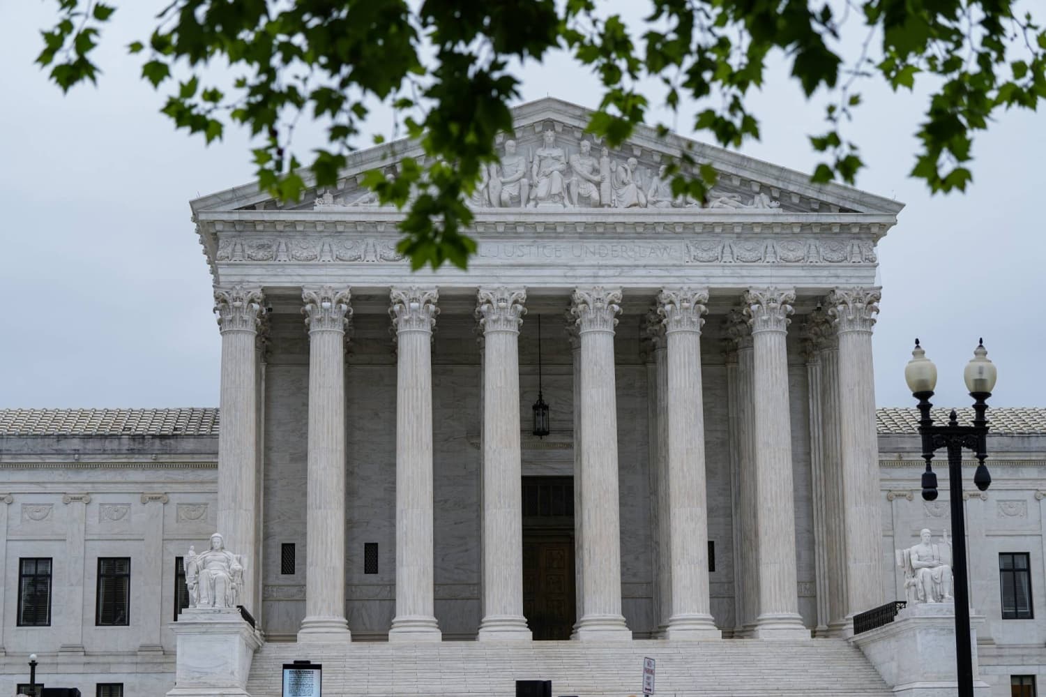U.S. Supreme Court guts key provision of Voting Rights Act