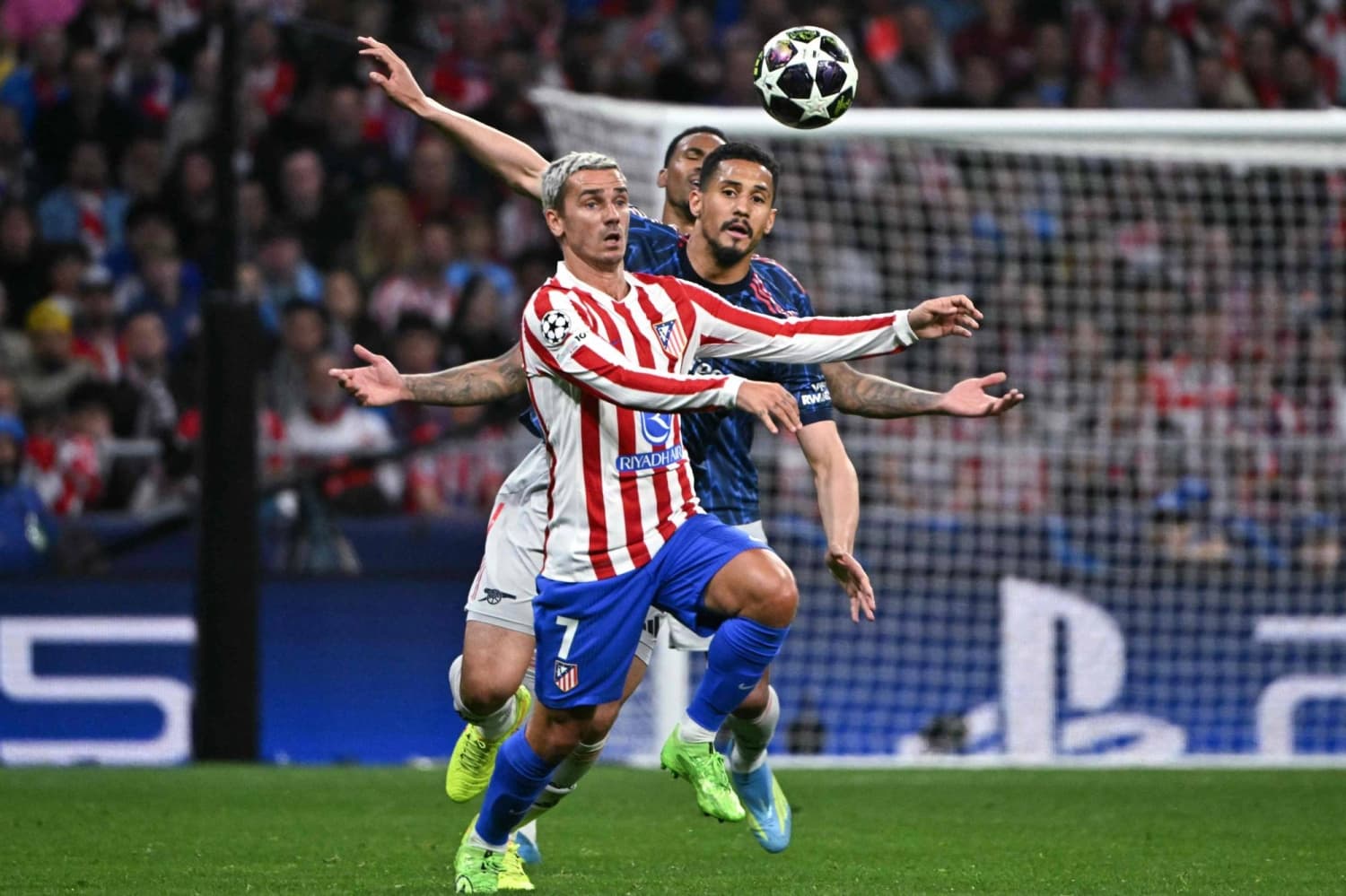 Atletico Madrid and Arsenal play to draw in first leg of Champions League semifinal