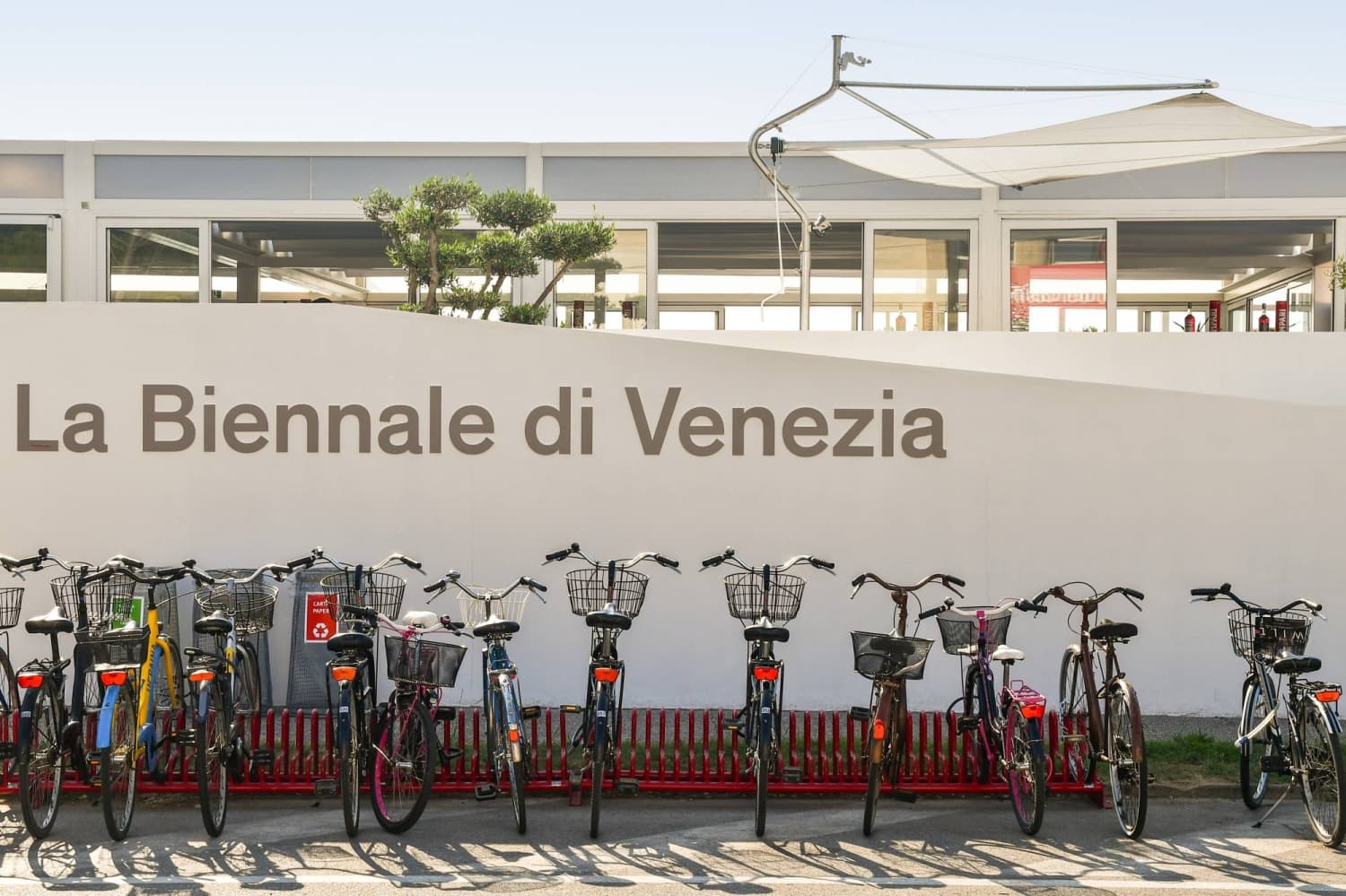 Jury of Italy's Venice Biennale resigns en masse