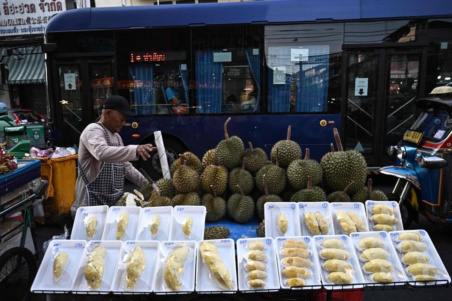 Bangkok food vendor curbs push city staple from the streets