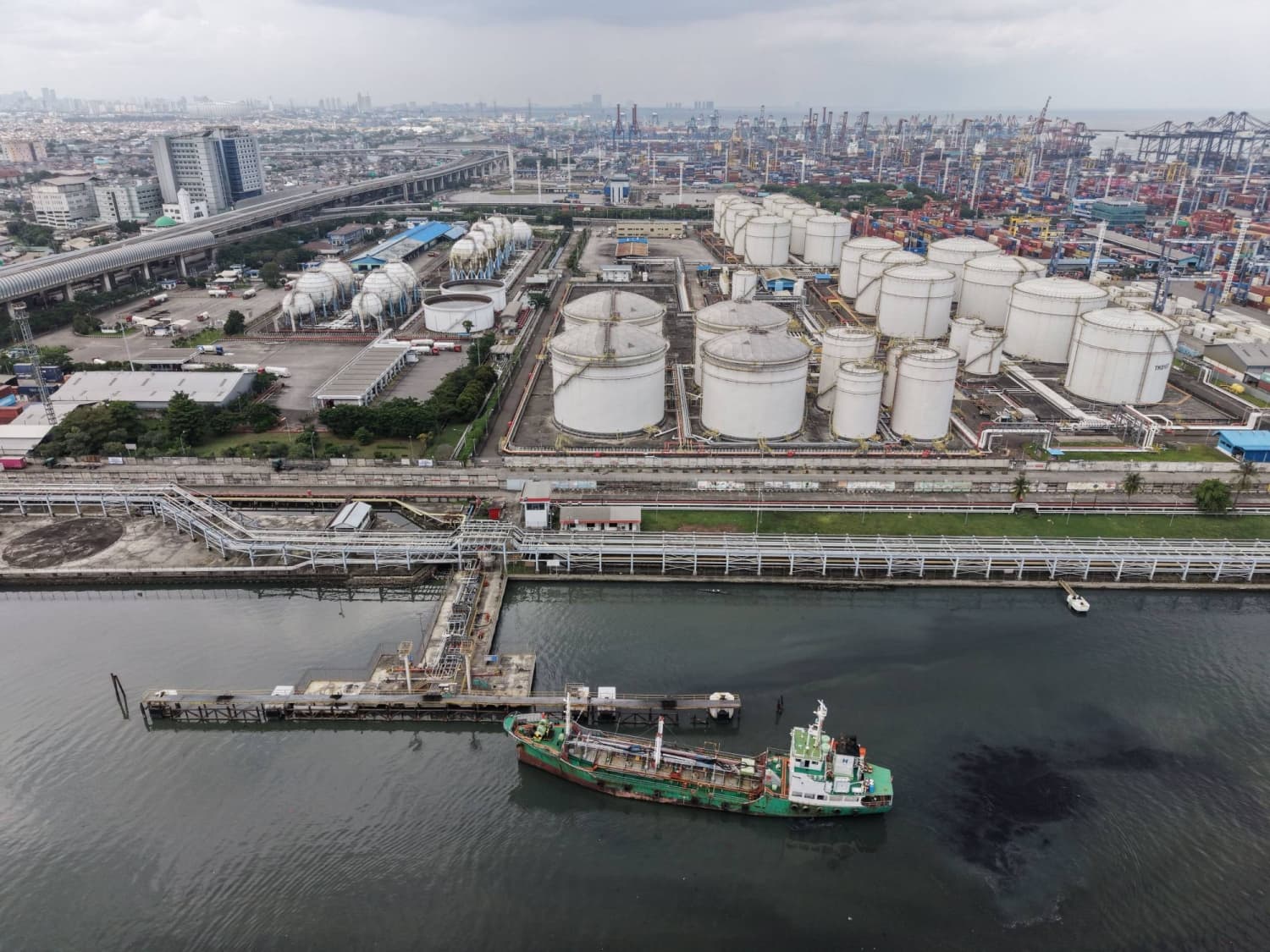 Oil shock will hit Asia harder than the 1970s