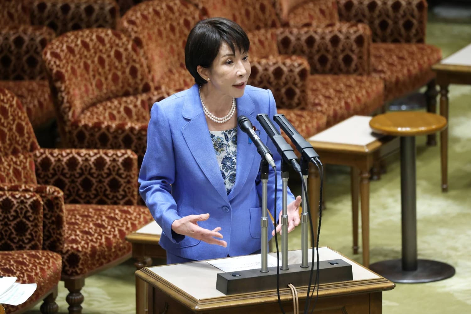 Takaichi visits Australia to bolster economic, defense ties