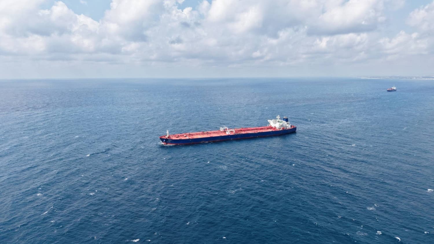 Tanker carrying Russian crude oil arrives at facility in Japan