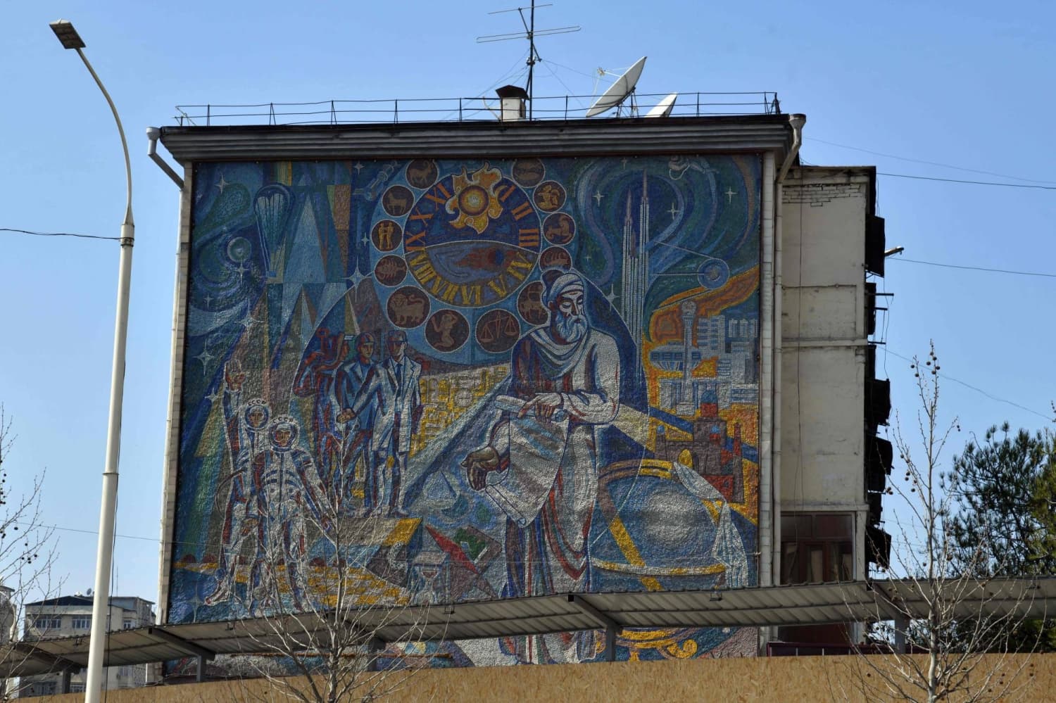 Soviet architecture vanishes as Central Asia drifts away from Moscow