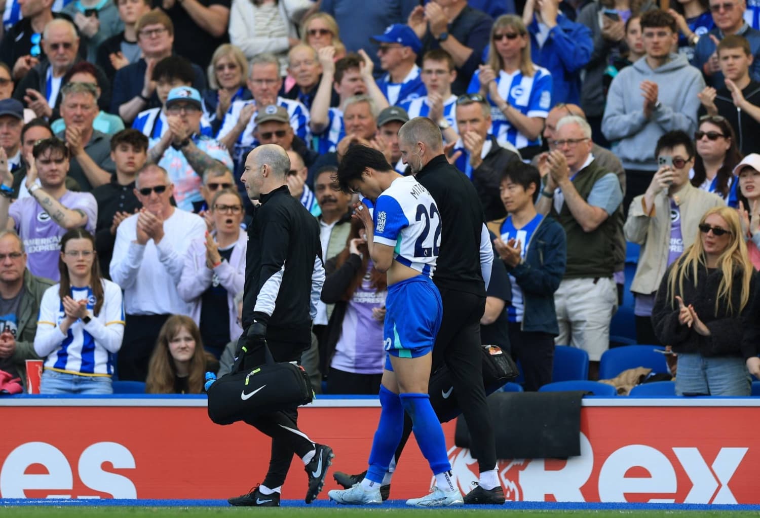 Mitoma to miss World Cup after sustaining leg injury during Premier League match