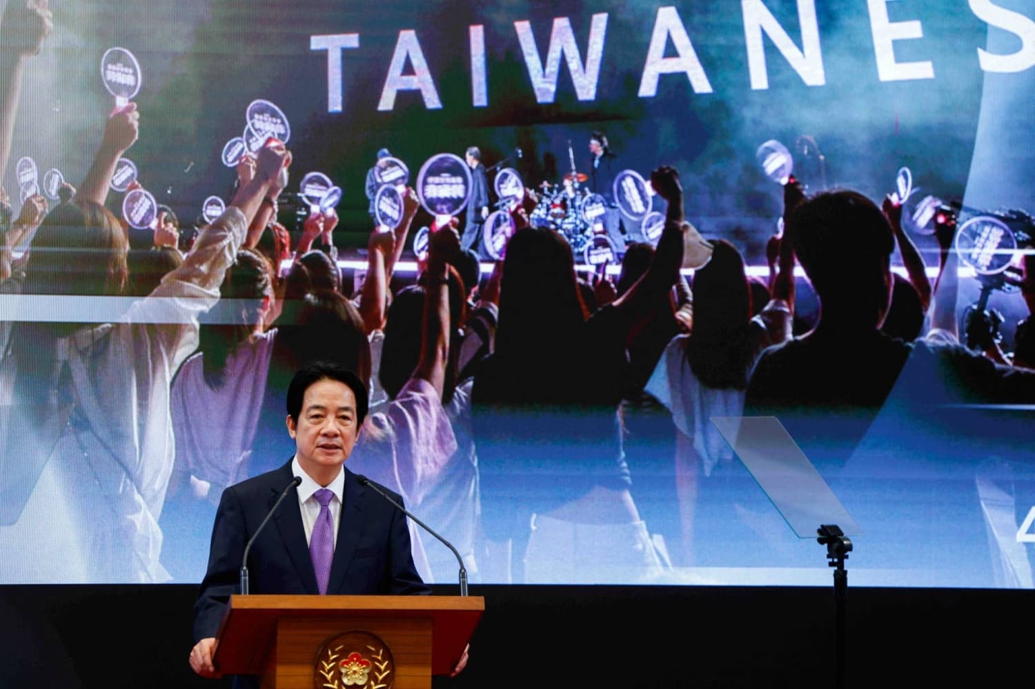 Trump Plans to Speak with Taiwan's Leader, Calling the Island a 'Problem'