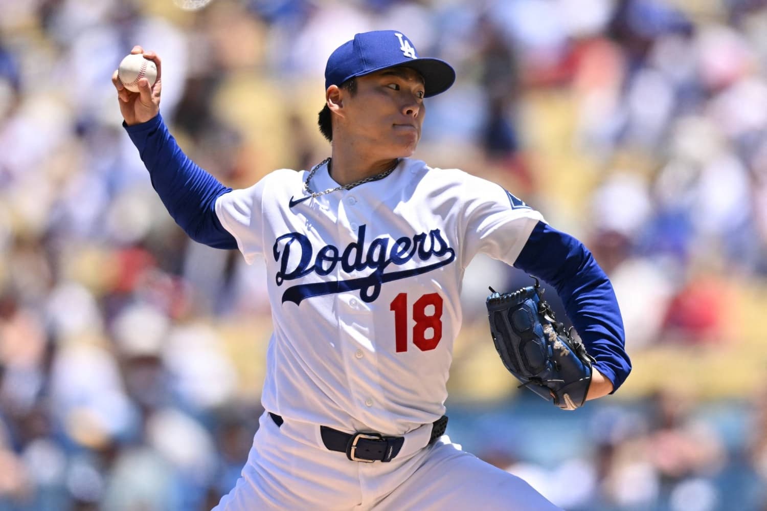 Yoshinobu Yamamoto Strikes Out 10 as Dodgers Defeat Phillies