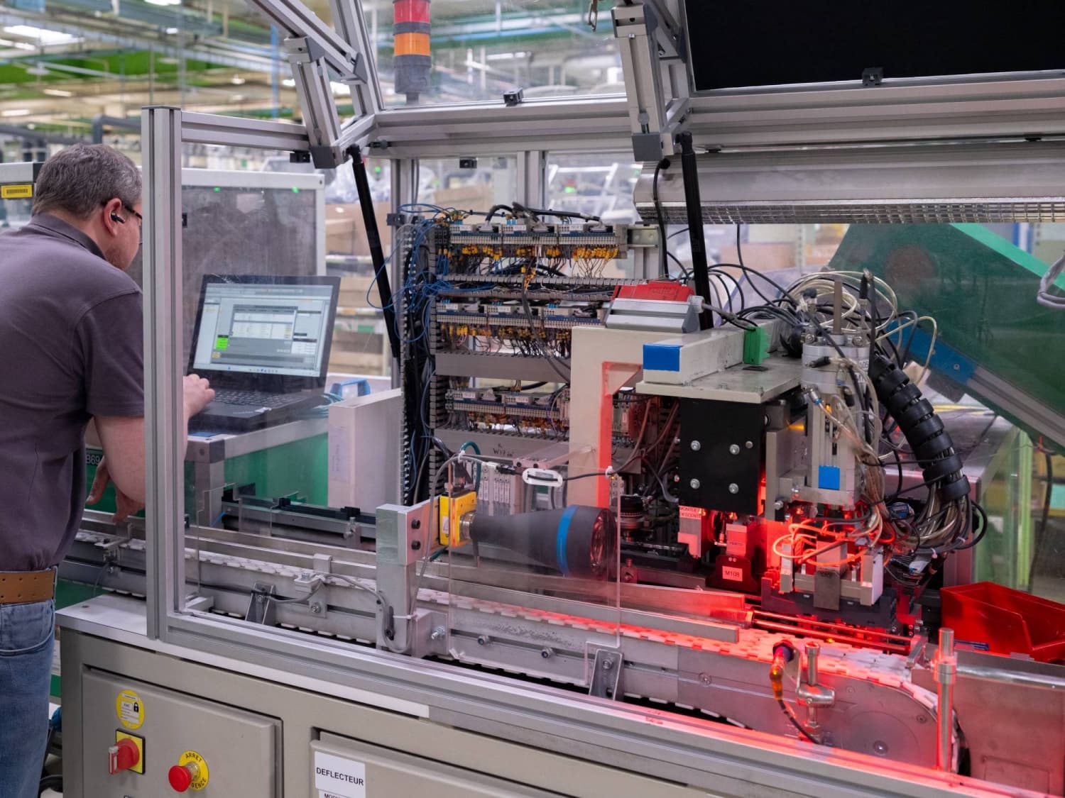 France seeks significant investment in artificial intelligence sector