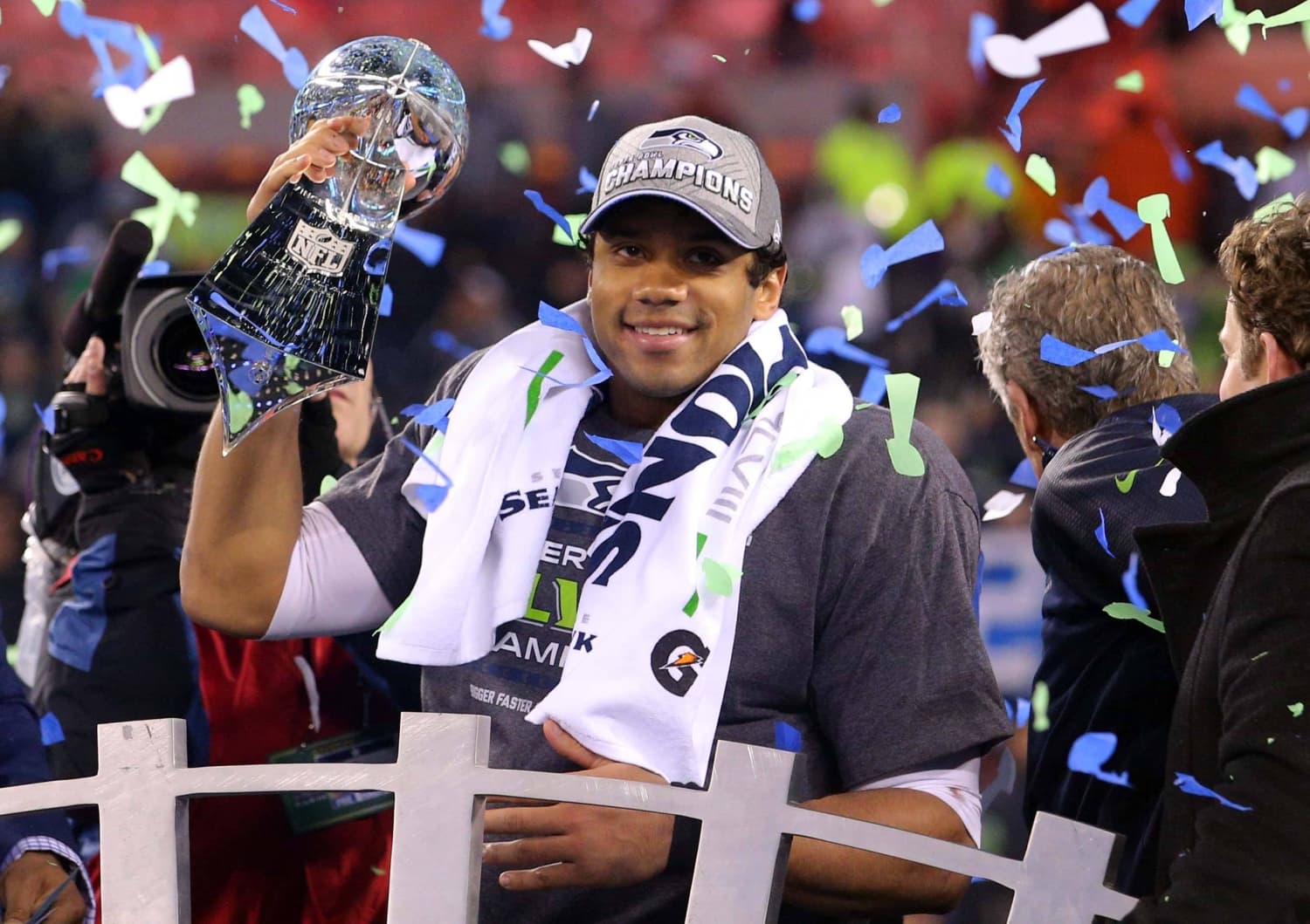 Russell Wilson, Super Bowl-winning quarterback, announces his retirement