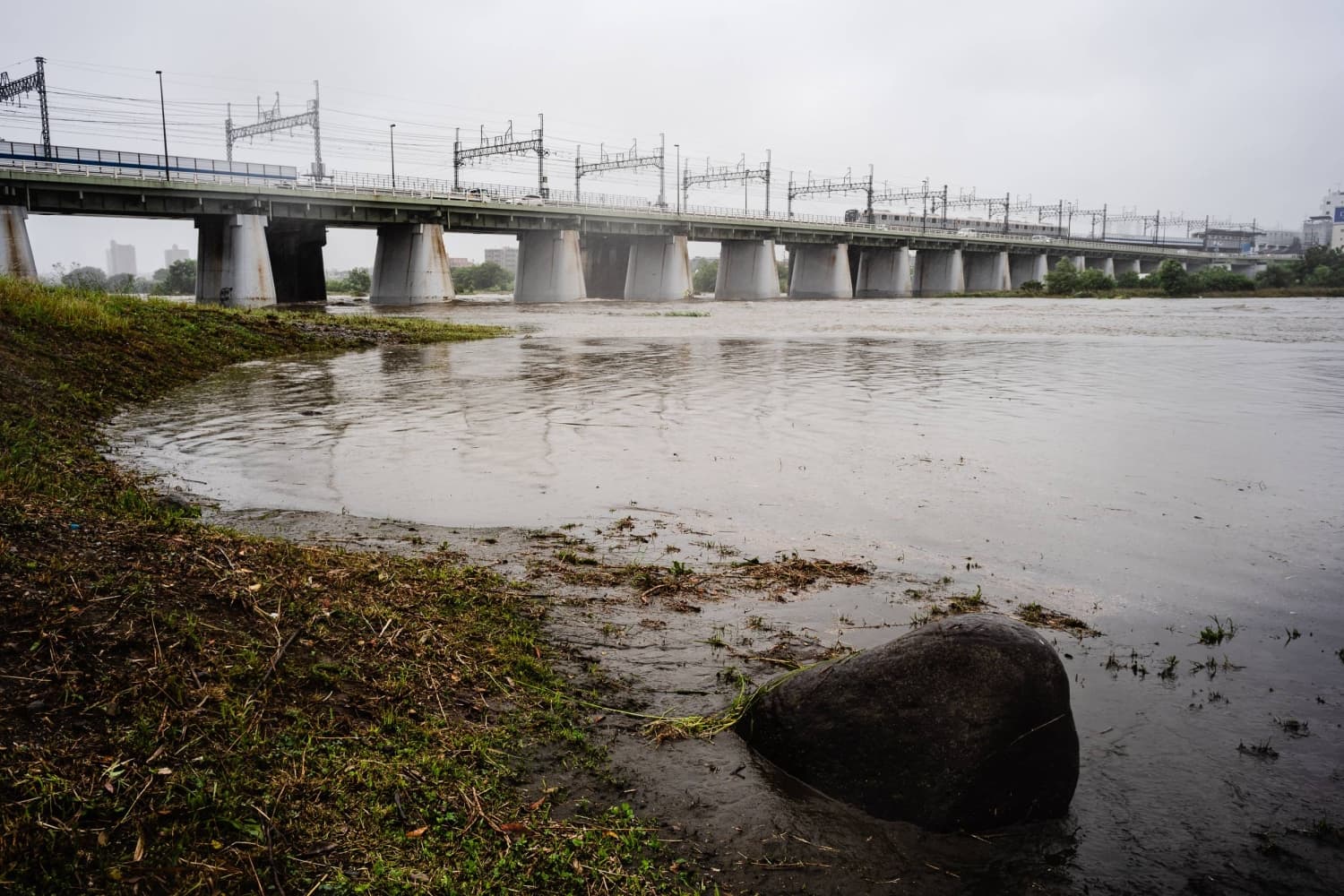 Experts Warn of Potentially Stronger Typhoons Hitting Japan This Year