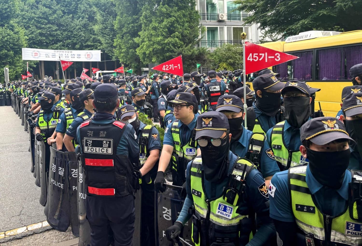 South Korean Police Disperse Protesters Following Ballot Shortage During Election