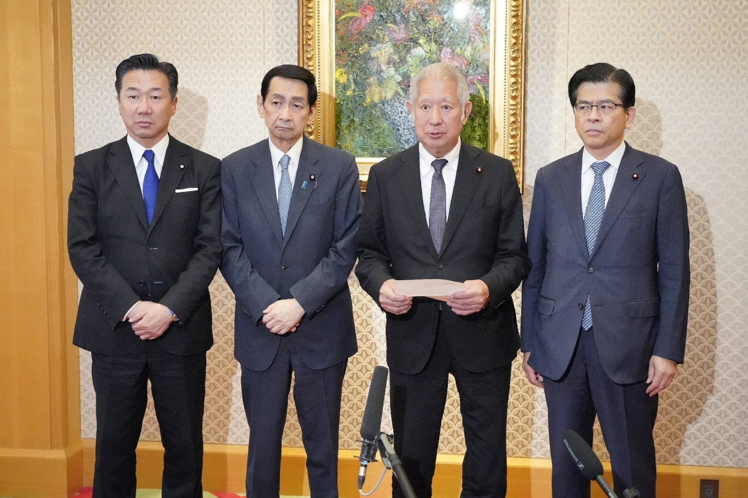 Parliament leaders approve draft proposal for imperial succession reforms