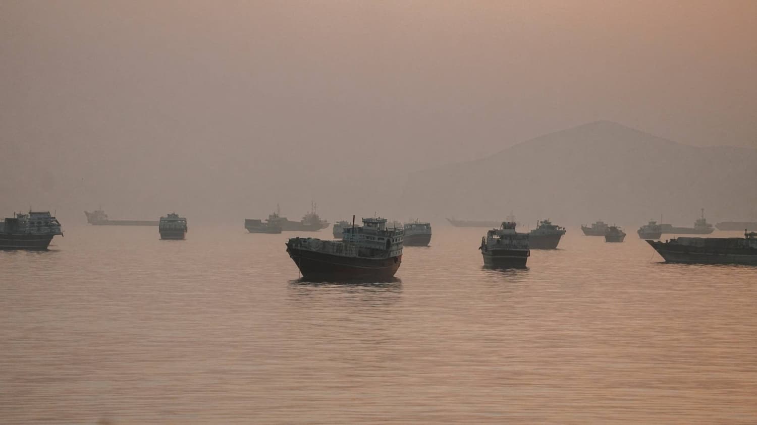 U.S. attacks Iranian coastal sites after Iran launches drones in latest flare-up