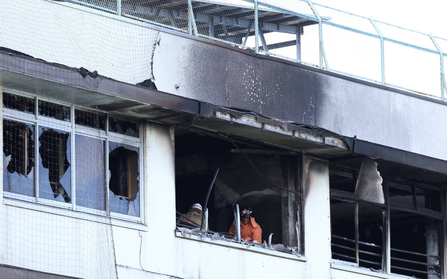 Accidental Fire Breaks Out at Tokyo Elementary School
