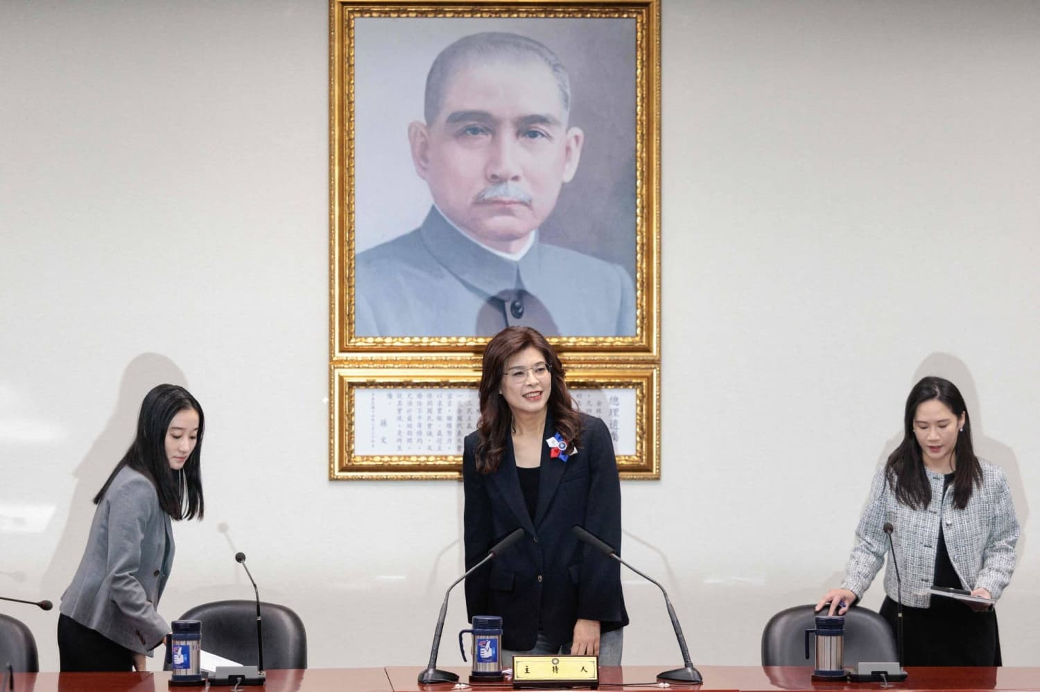 Taiwan's KMT Opposition Leader Faces Challenges During U.S. Visit