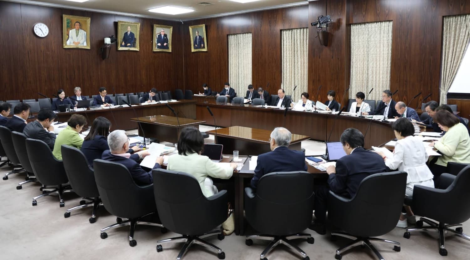 Expert Witnesses Call for Changes to Retrial Reform Legislation