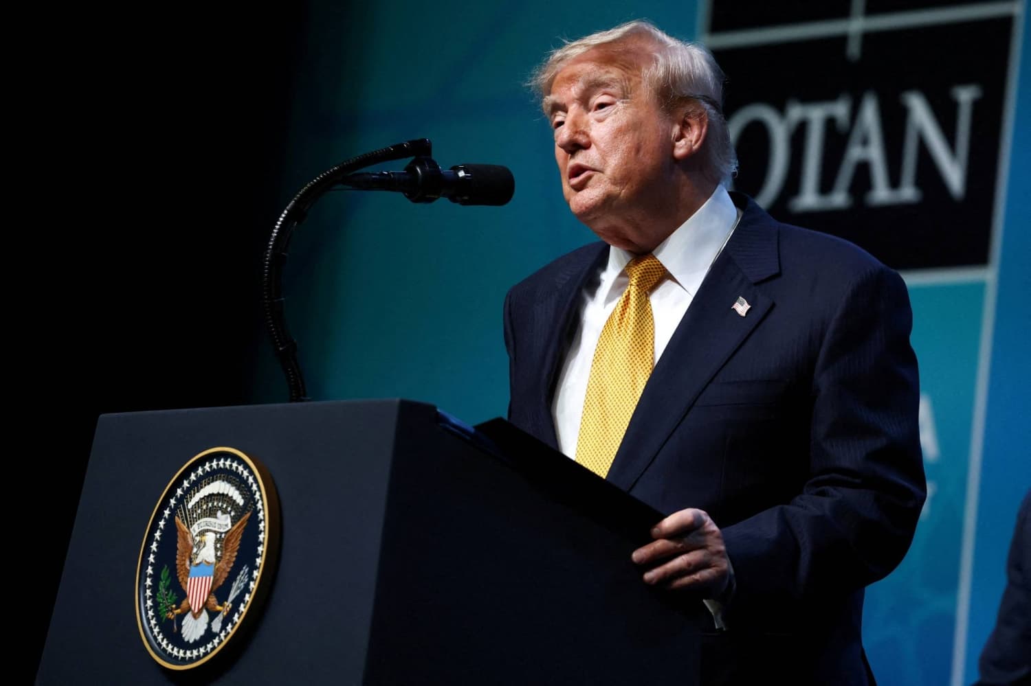 Trump's Mixed Signals Keep NATO Allies on Edge at Summit