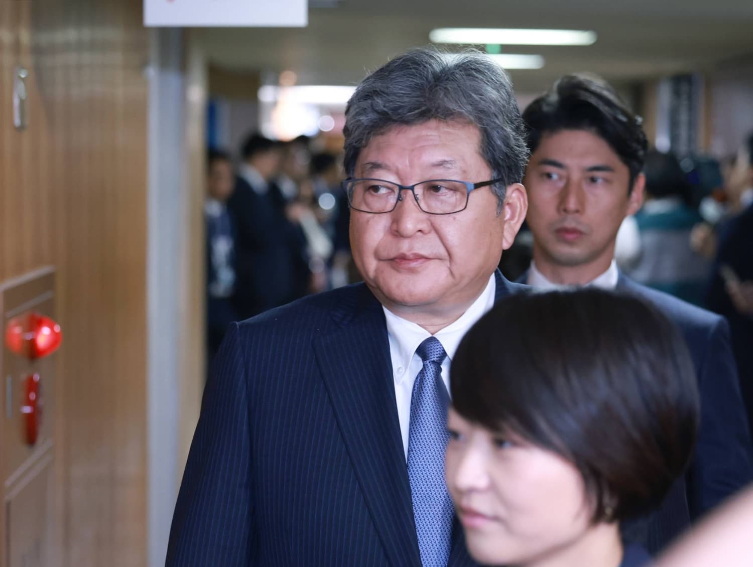 Power Struggle Emerges Among Former Members of Abe's Faction