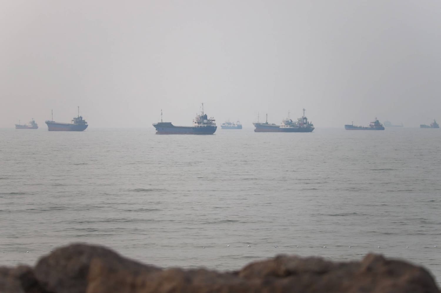 Some vessels decline U.S. military assistance for Hormuz transits following attacks