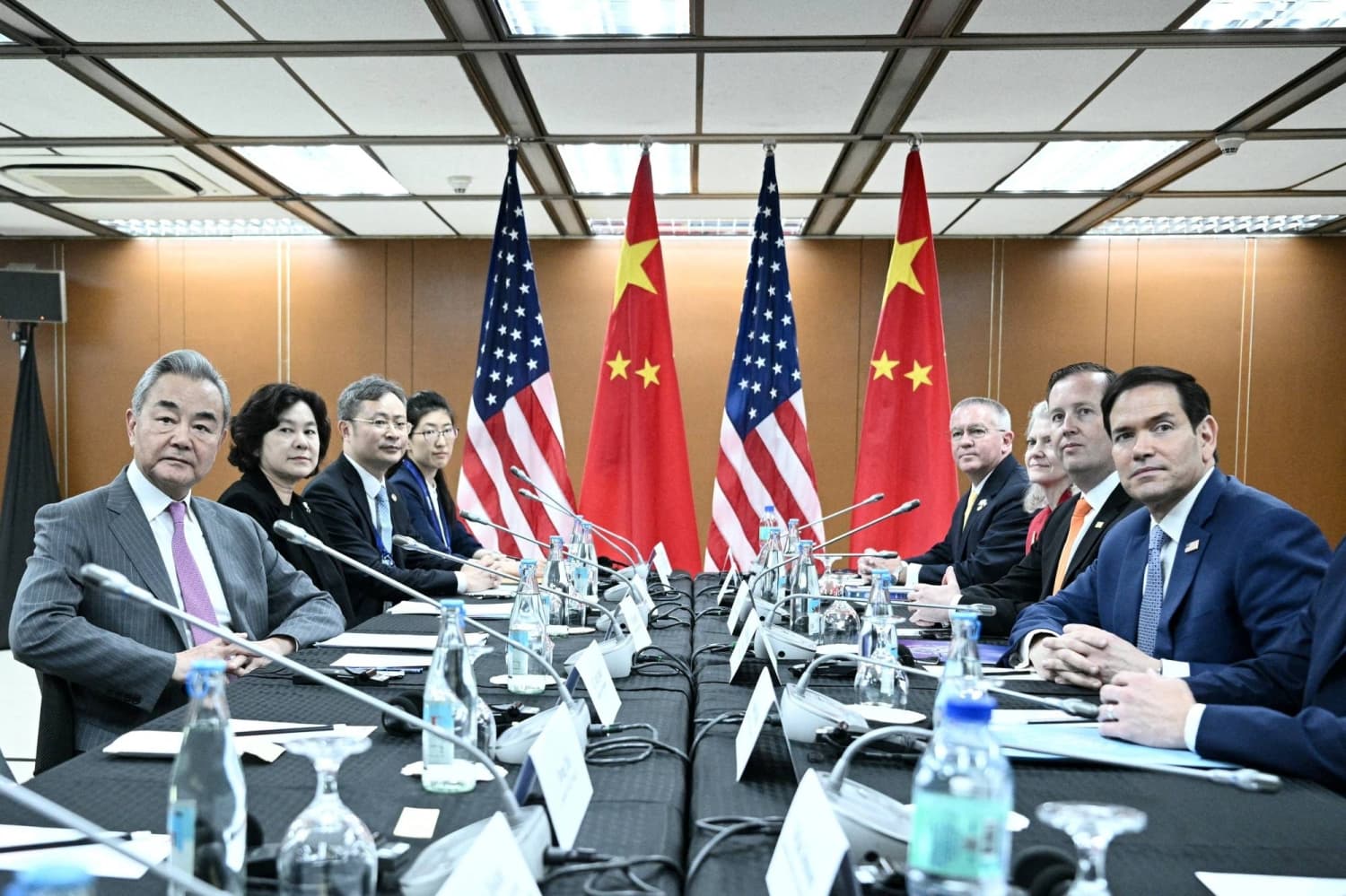 Rubio Discusses Xi's Upcoming U.S. Visit with Wang Yi in Manila Meeting