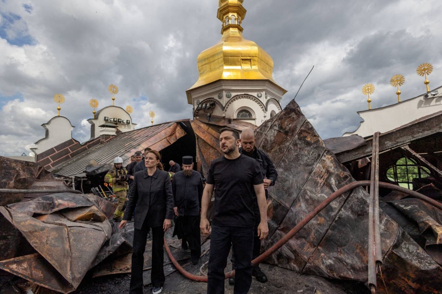 Zelenskyy: Russia seeks to recruit 30,000 North Korean troops for Ukraine conflict