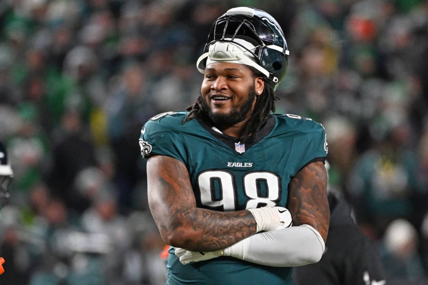 Jalen Carter signs historic $152 million contract extension with Eagles