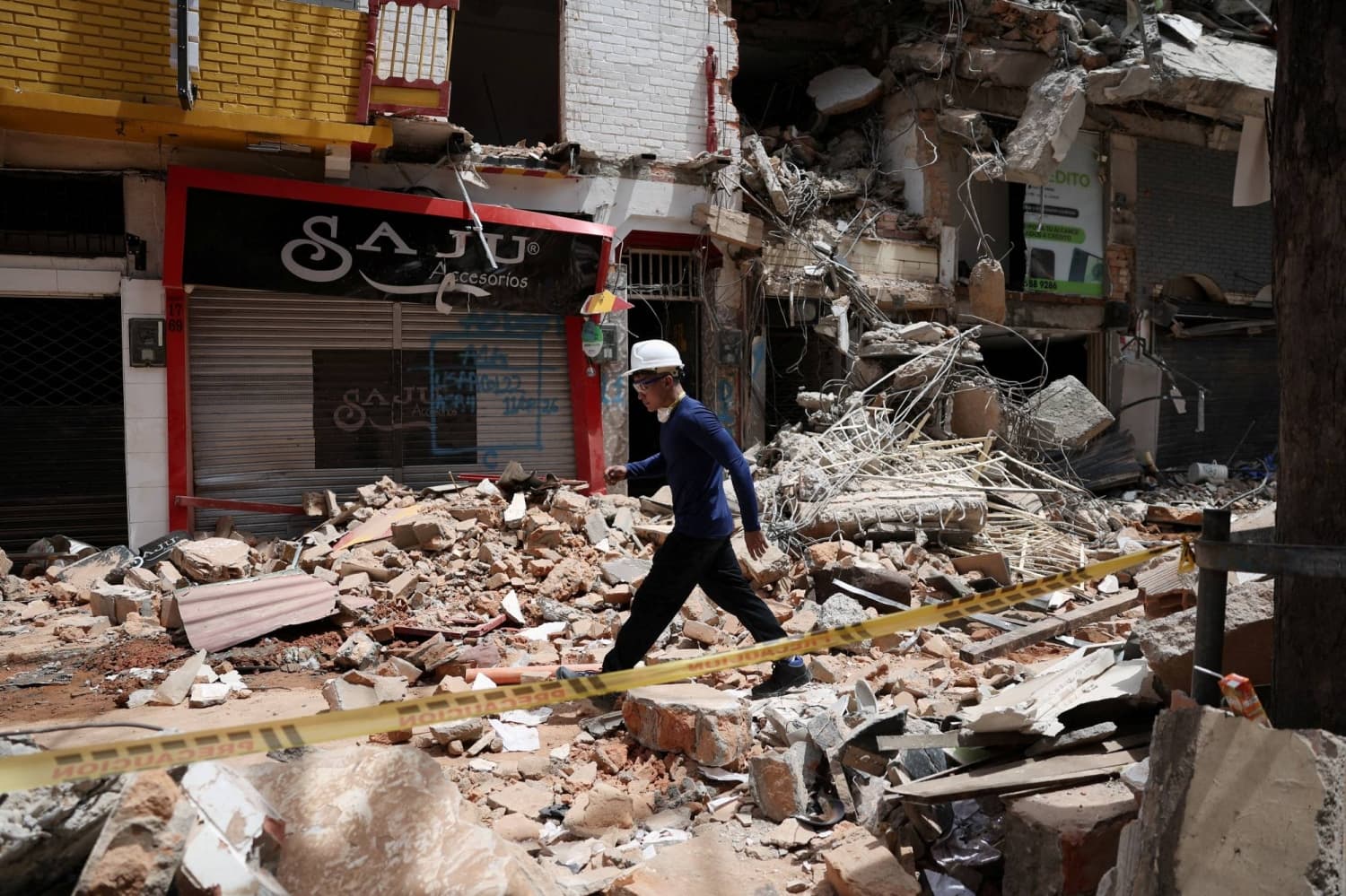 Colombia Begins Final Phase of Earthquake Search as Casualties Increase
