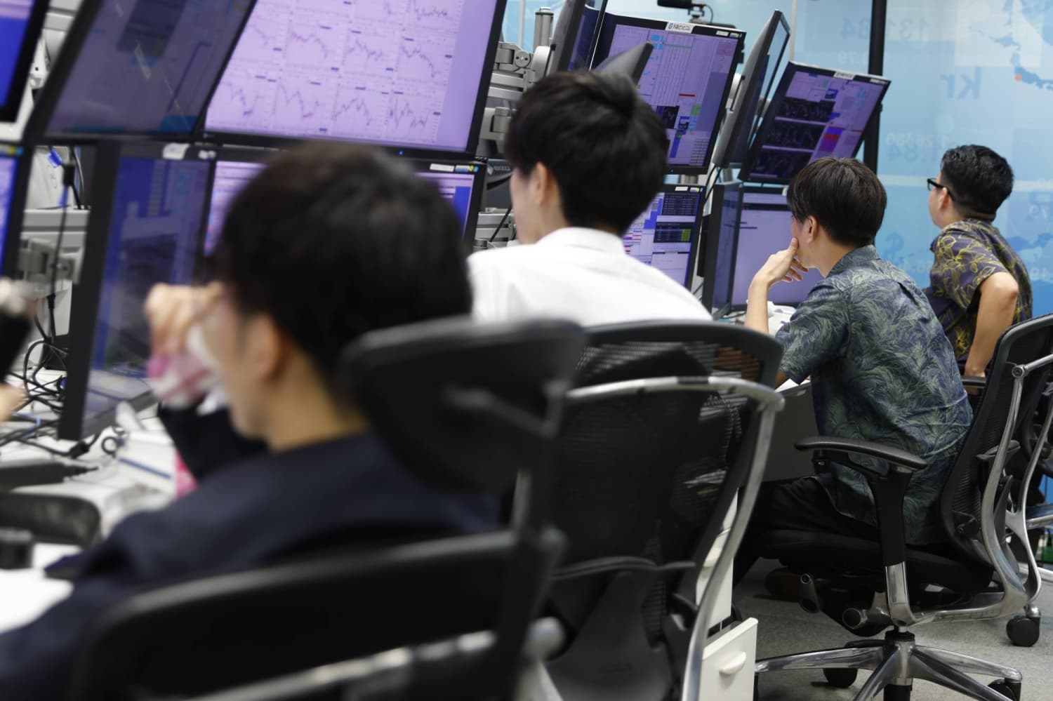 Carry Traders Capitalize on Yen Intervention to Increase Short Positions