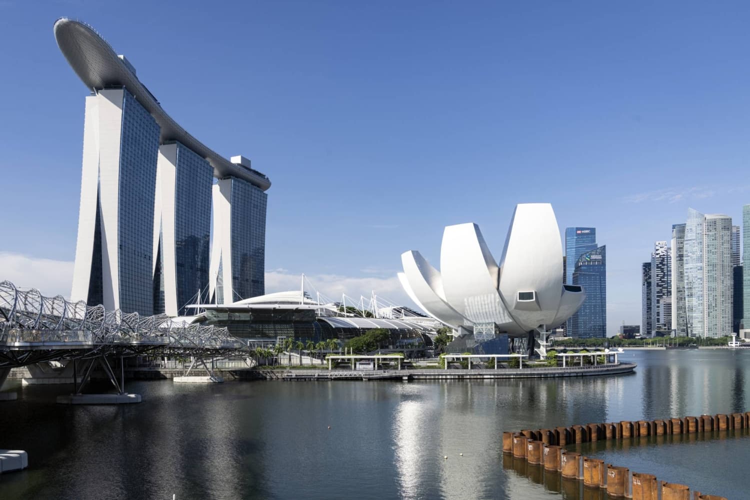 Marina Bay Sands Casino Reports $2.1 Billion Revenue, Outpacing Rival Resorts World Sentosa