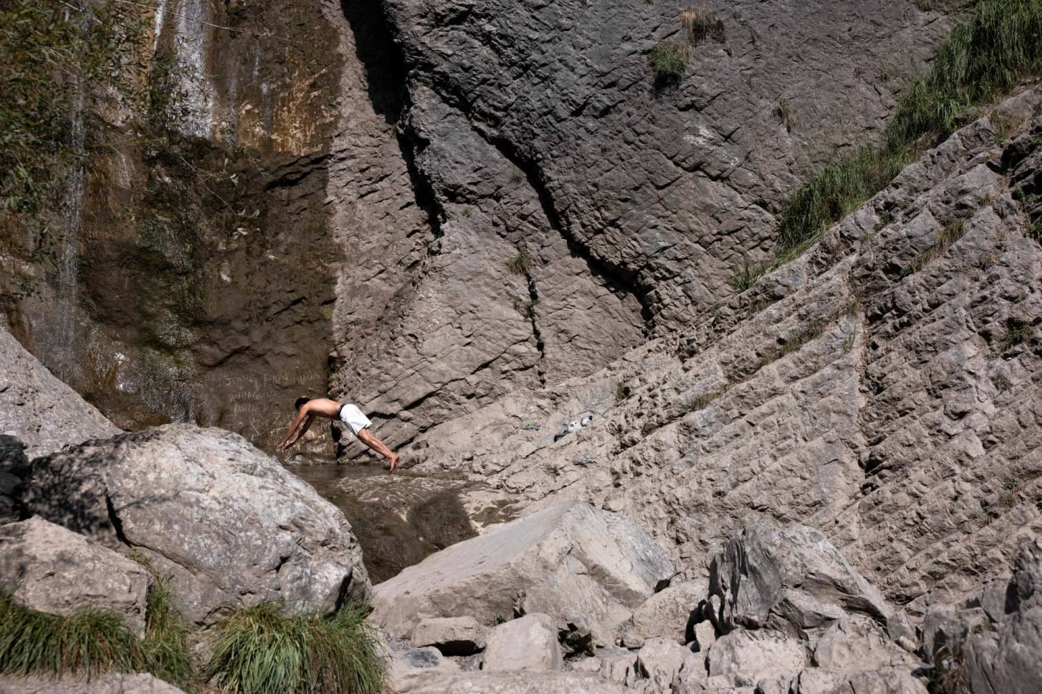 Record Rockfalls in the Alps Linked to Scorching Summer, Expert Reports